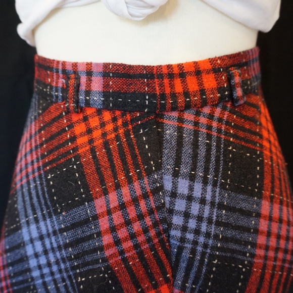 Plaid Vintage High Waisted Skirt - Picture 6 of 7